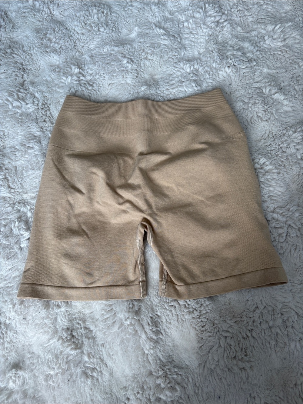 Alphalete Amplify High-Rise shorts